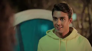 Doruk, sorprendido al ver que Asiye se preocupa por él: "A lo mejor todavía me quieres" Doruk, sorprendido al ver que Asiye se preocupa por él: "A lo mejor todavía me quieres"