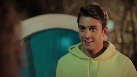 Doruk, sorprendido al ver que Asiye se preocupa por él: "A lo mejor todavía me quieres" Doruk, sorprendido al ver que Asiye se preocupa por él: "A lo mejor todavía me quieres"