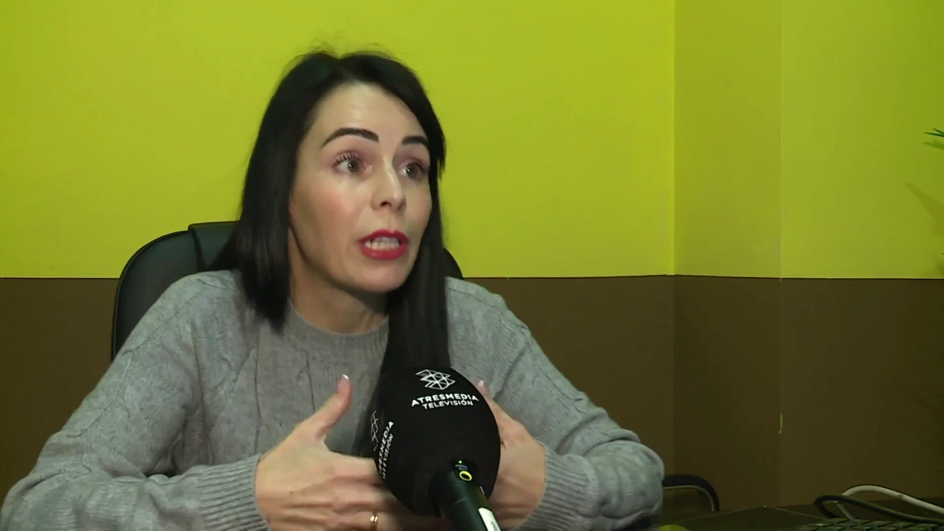 Abogada de un beneficiado por la ley Abogada de un beneficiado por la ley