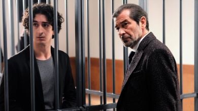 En el último capítulo de 'Secretos de familia': La gran mentira de Engin para evitar ir a la cárcel y que nadie se podía imaginar 