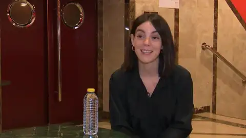 La actriz Vicky Luengo protagoniza uno de los estrenos de la semana, 'Suro': "Hace mucha falta conciencia y amor. Hay demasiado odio en la manera de relacionarnos" La actriz Vicky Luengo protagoniza uno de los estrenos de la semana, 'Suro': "Hace mucha falta conciencia y amor. Hay demasiado odio en la manera de relacionarnos"