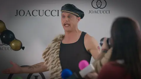 Joacucci, el polémico y excéntrico diseñador que revoluciona el mundo de la moda Joacucci, el polémico y excéntrico diseñador que revoluciona el mundo de la moda