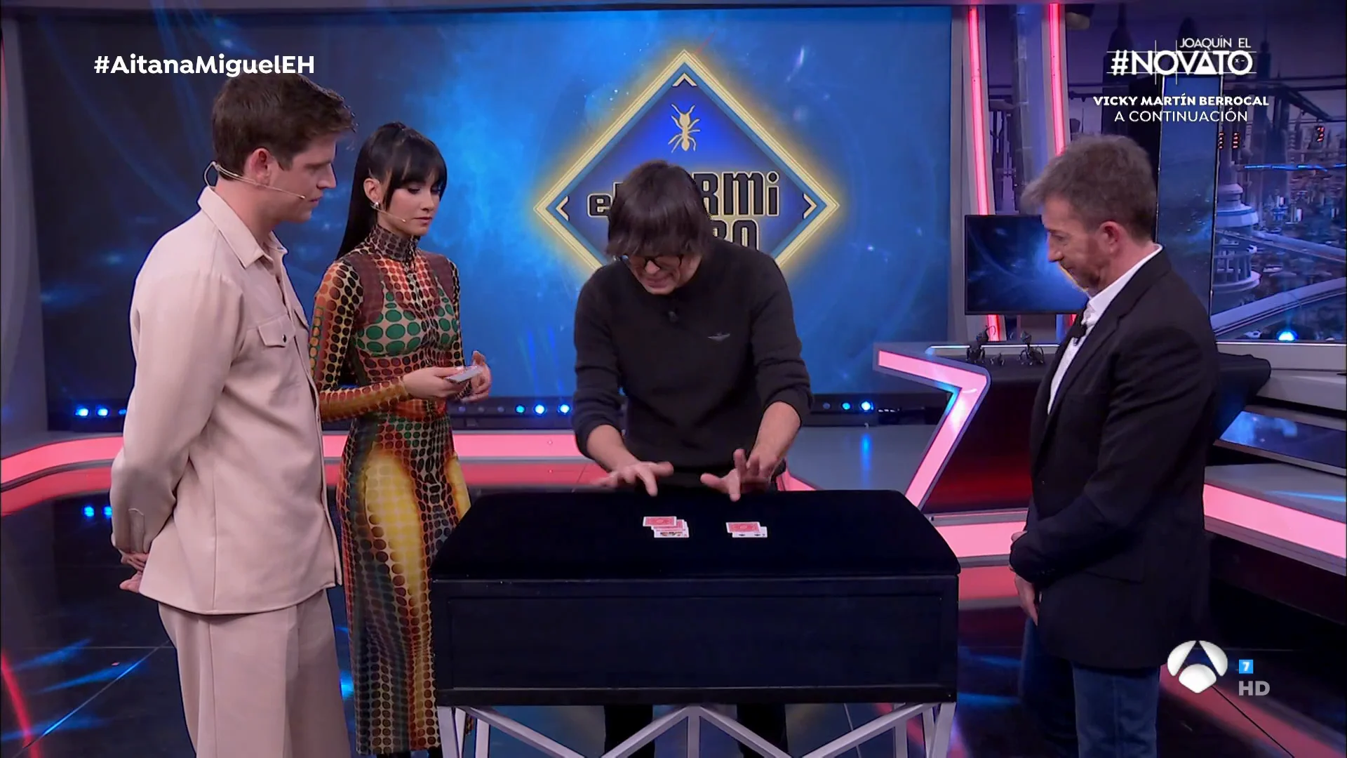 Aitana y Miguel demuestran su compenetraci&oacute;n con el truco de magia de Luis Piedrahita: "Os hab&eacute;is quedado fascinados"