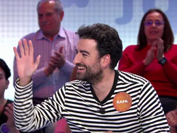 Pique, ‘besos’ y ‘abrazos’ en el ‘¿Dónde están?: Rafa y Orestes no regalan nada Pique, ‘besos’ y ‘abrazos’ en el ‘¿Dónde están?: Rafa y Orestes no regalan nada
