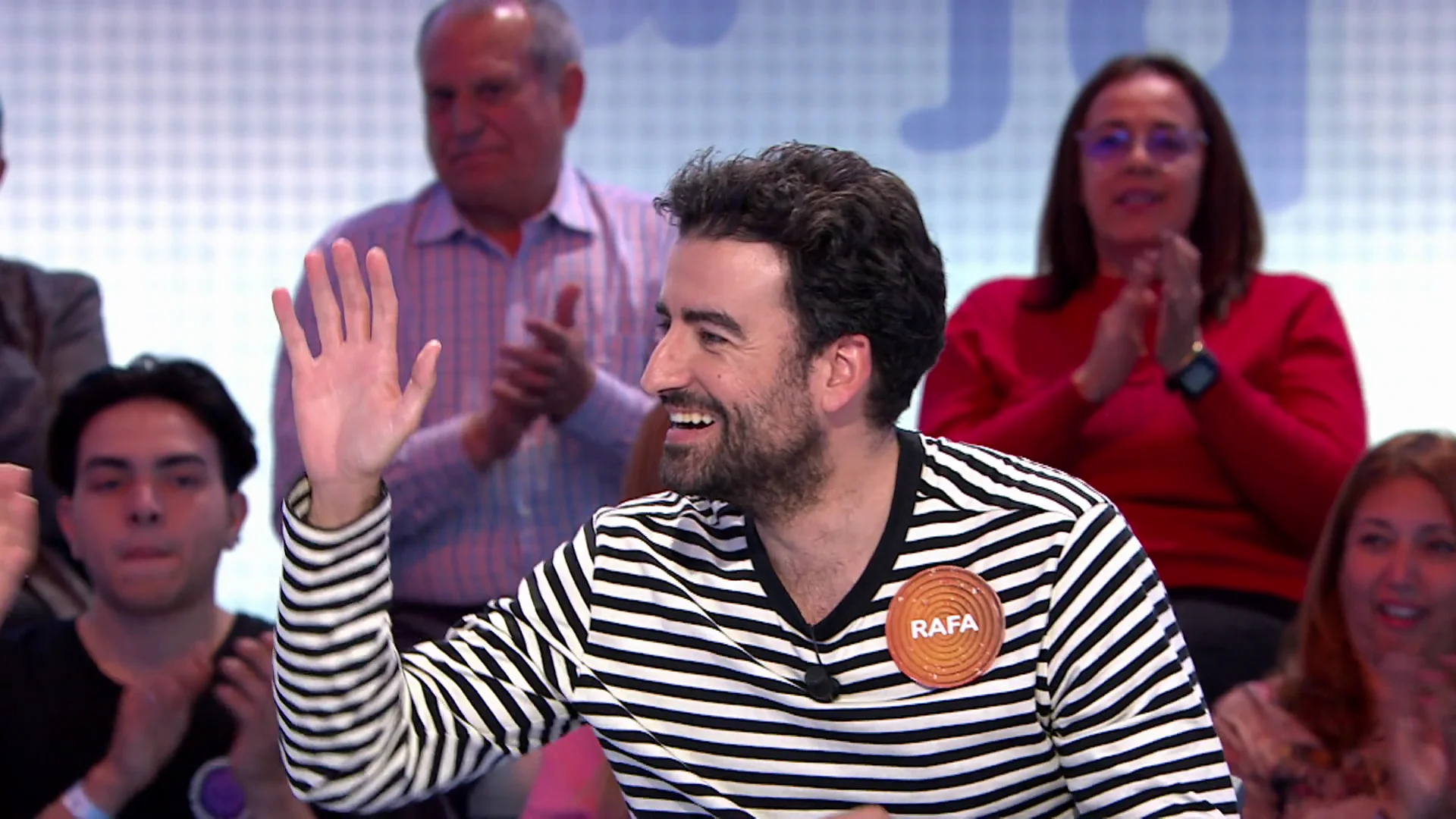 Pique, ‘besos’ y ‘abrazos’ en el ‘¿Dónde están?: Rafa y Orestes no regalan nada Pique, ‘besos’ y ‘abrazos’ en el ‘¿Dónde están?: Rafa y Orestes no regalan nada