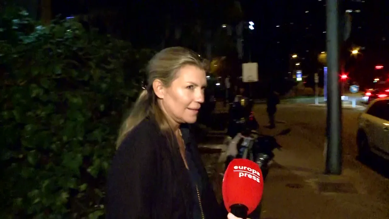 Patricia Rato, muy afectada en el tanatorio de su t&iacute;a tras fallecer a causa de un atragantamiento