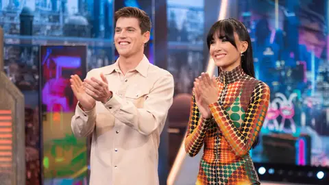 Disfruta de la entrevista completa a Aitana y Miguel Bernardeau en 'El Hormiguero' Disfruta de la entrevista completa a Aitana y Miguel Bernardeau en 'El Hormiguero'