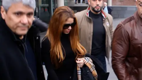 Shakira llega al juzgado Shakira llega al juzgado