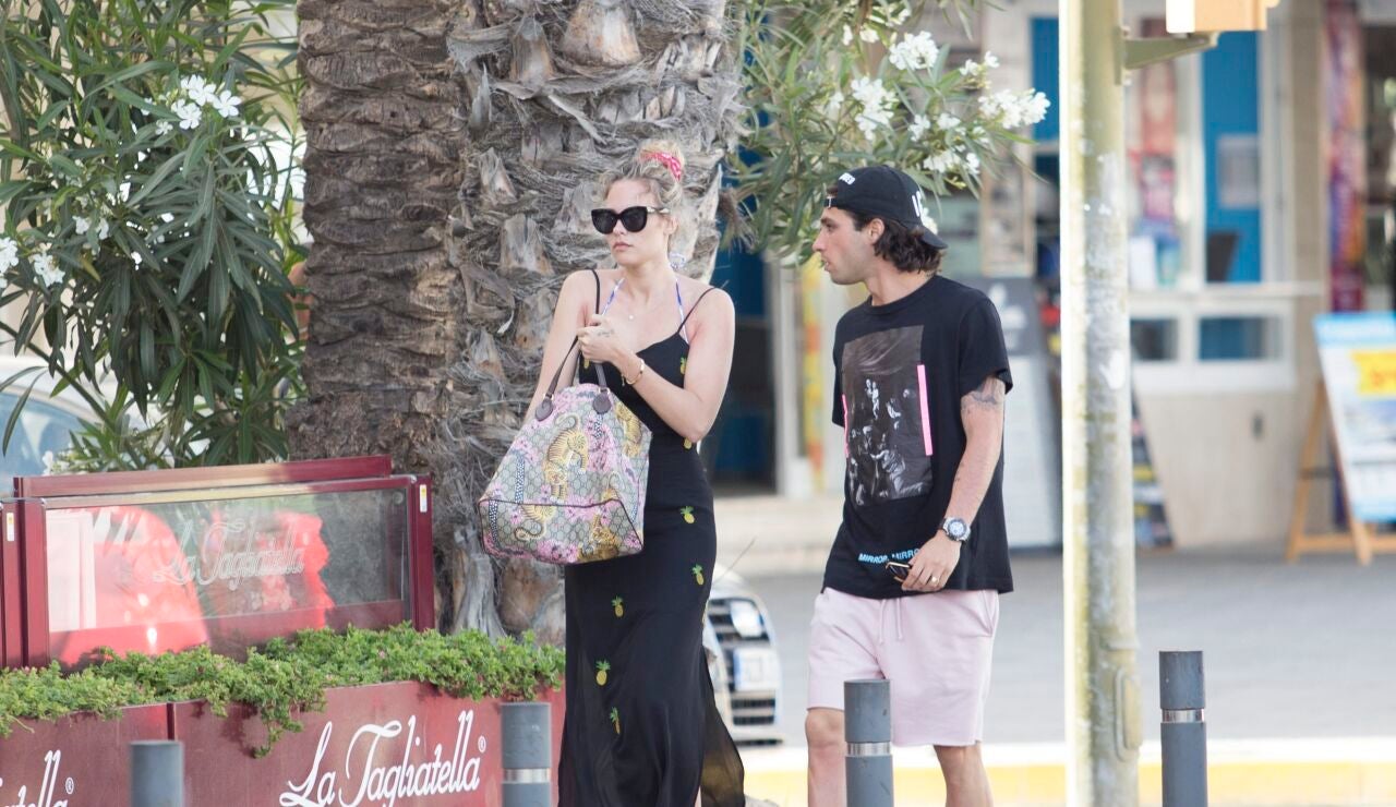 Jessica Bueno y Jota Peleteiro 