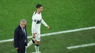 Cristiano Ronaldo abandona el campo tras ser sustituido en el minuto 65 ante Corea del Sur
