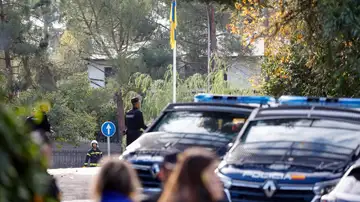 Miembros de la Policía Nacional en la Embajada de Ucrania en Madrid Miembros de la Policía Nacional en la Embajada de Ucrania en Madrid