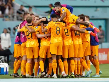 Los jugadores neerlandeses celebran el gol de Blind ante Estados Unidos Los jugadores neerlandeses celebran el gol de Blind ante Estados Unidos