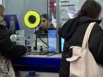 Los españoles gastarán de media 69 euros en décimos para la Lotería de Navidad