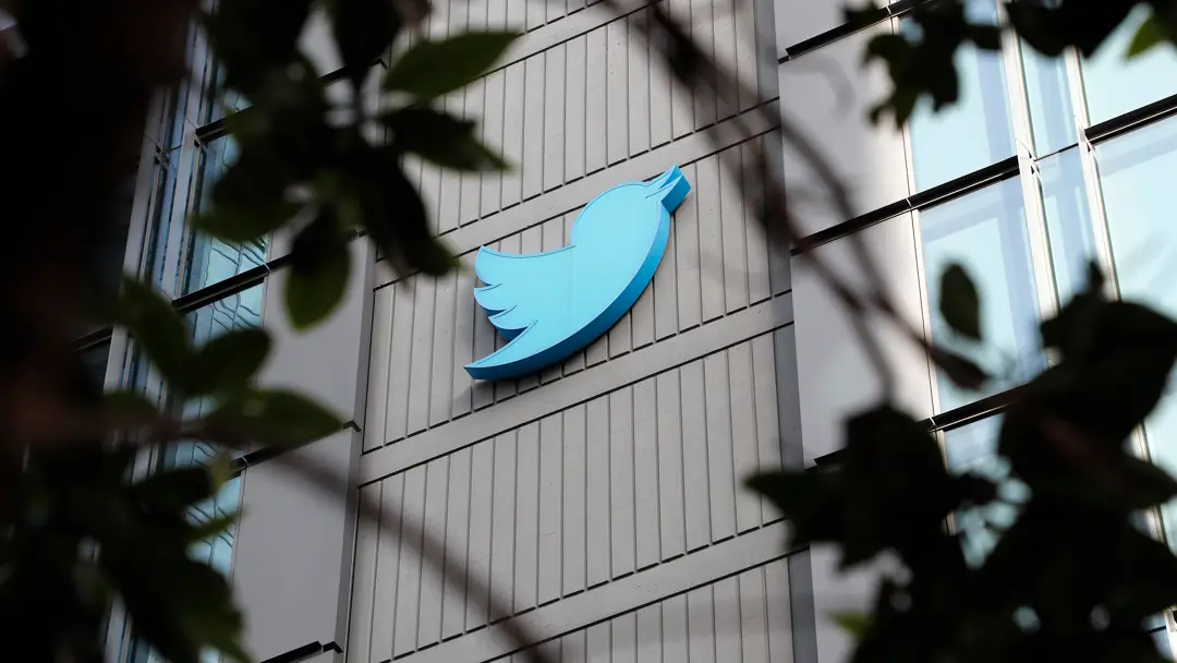 Twitter Twitter