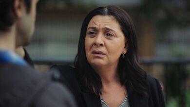 Gül le pide perdón a Çinar tras descubrir que él no es el asesino de Inci: “Siento haberte culpado por algo que no hiciste” 