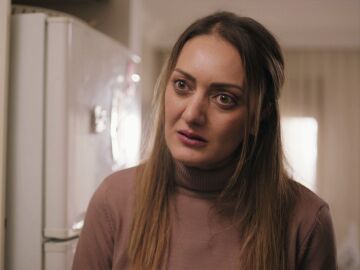 &iexcl;Aylin, cara a cara con Z&uuml;mr&uuml;t!: &iexcl;Le confiesa que sabe que es la amante de su marido! 