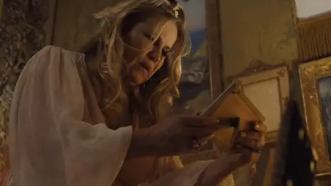 Jennifer Coolidge en 'The White Lotus' Jennifer Coolidge en 'The White Lotus'