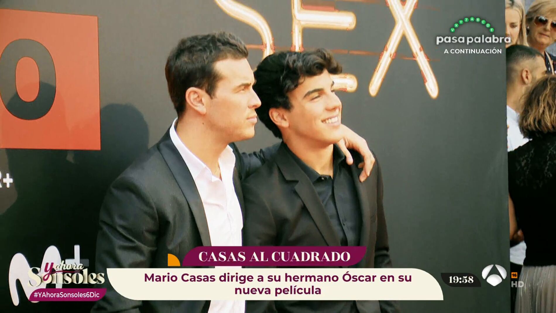 Mario Casas sube la temperatura en el estreno de su película en ...