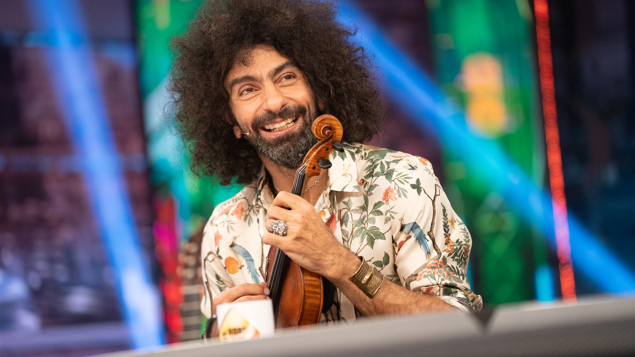 Ara Malikian revela sus complicados inicios como refugiado: "Tocar el violín me salvó" Ara Malikian revela sus complicados inicios como refugiado: "Tocar el violín me salvó"