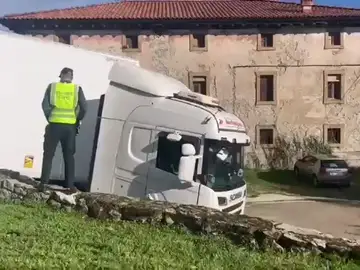 Etulián, el pueblo trampa donde se atascan los camiones Etulián, el pueblo trampa donde se atascan los camiones