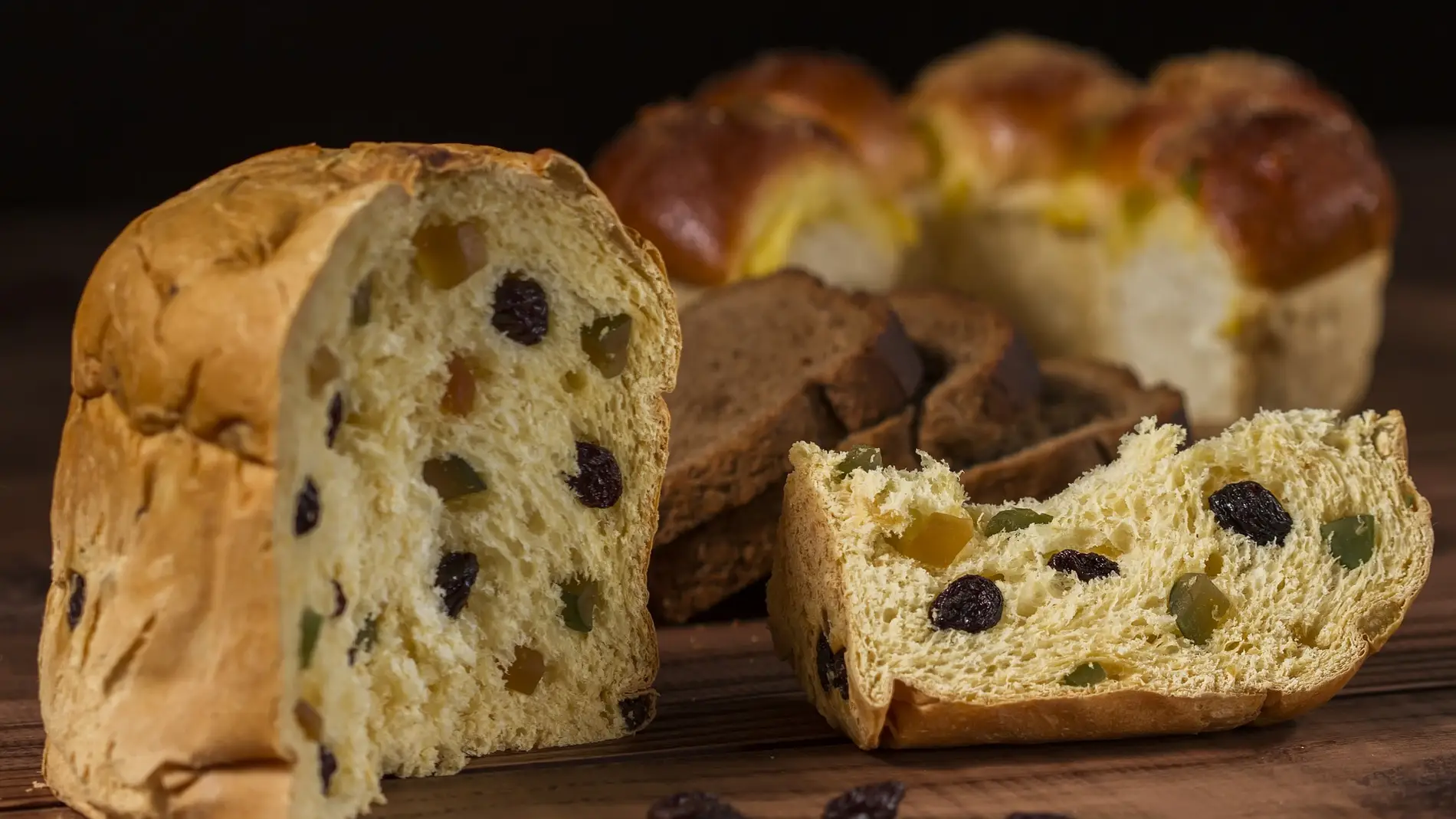 Panettone de frutas y pasas