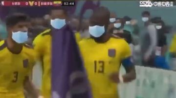 La TV China le pone mascarillas a los espectadores del Mundial