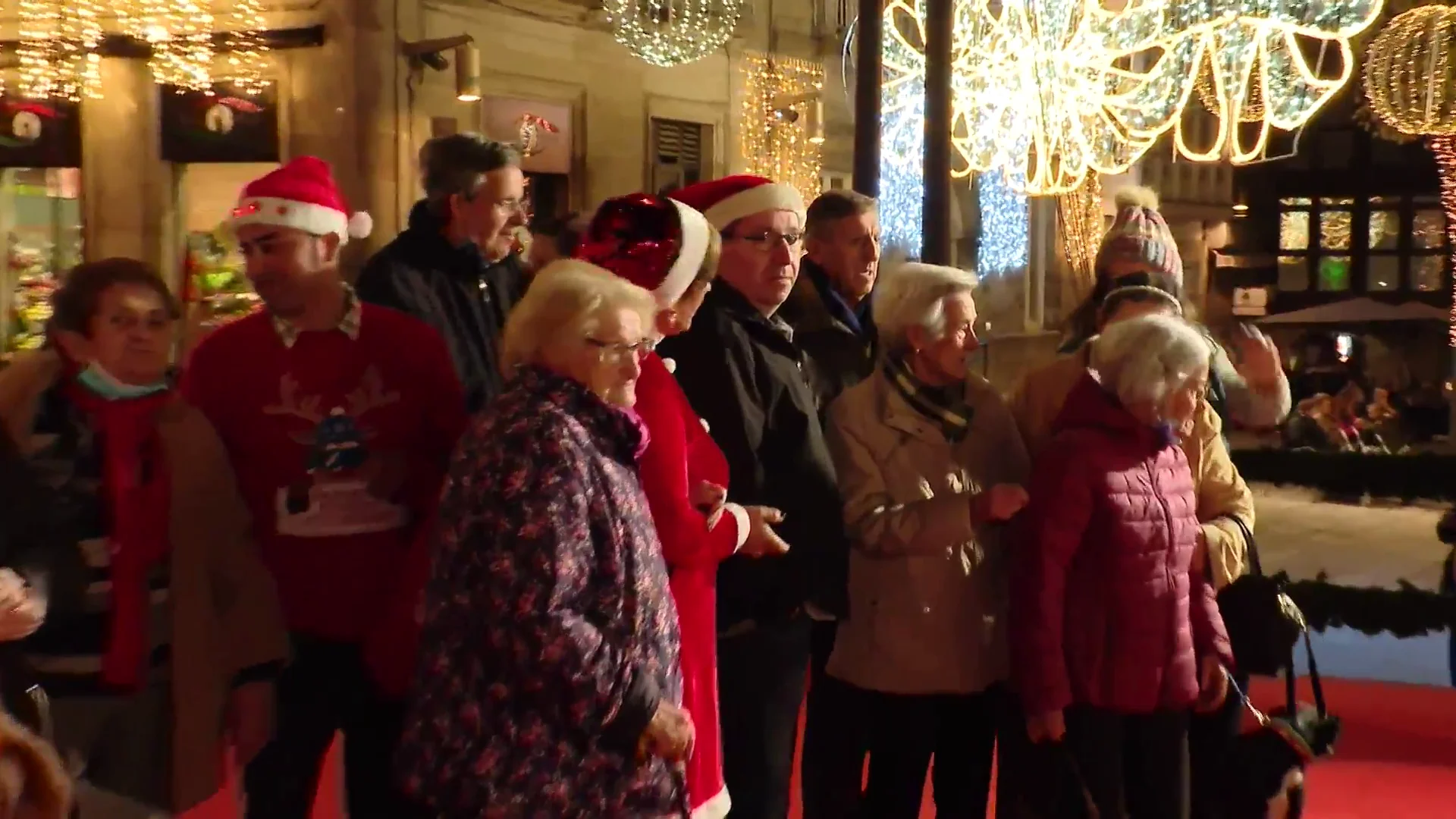Ancianos visitan las luces de Navidad de Vigo Ancianos visitan las luces de Navidad de Vigo