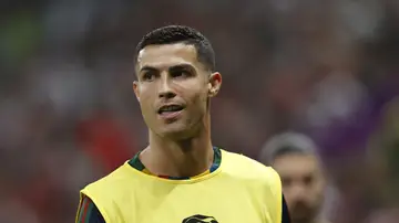 Cristiano Ronaldo calentando antes de entrar como suplente en el Portugal - Suiza Cristiano Ronaldo calentando antes de entrar como suplente en el Portugal - Suiza