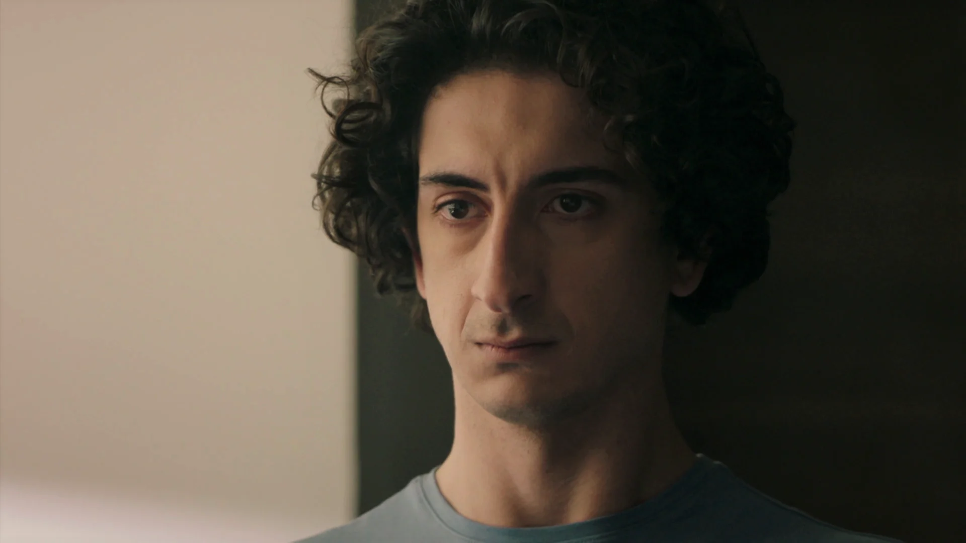 Avance de &lsquo;Secretos de familia&rsquo;: Engin, desde la c&aacute;rcel, tiene un claro objetivo&hellip;&iexcl;vengarse de todos! 