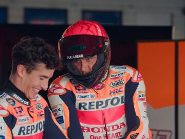 Joaquín, ante el reto de pilotar con Marc Márquez, seis veces campeón de Moto GP: “No me entra nada, estoy bien ‘cagao’” 