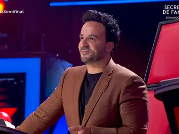 Luis Fonsi, muy emocionado con el mensaje de su mujer: “No sé qué hice en esta vida para merecerme una reina como ella” Luis Fonsi, muy emocionado con el mensaje de su mujer: “No sé qué hice en esta vida para merecerme una reina como ella”