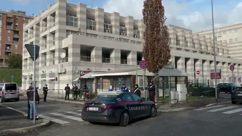 Una reunión de vecinos acaba con 3 muertos a tiros en Roma Una reunión de vecinos acaba con 3 muertos a tiros en Roma