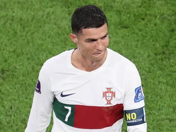 Cristiano se marcha entre lágrimas tras el KO de Portugal Cristiano se marcha entre lágrimas tras el KO de Portugal
