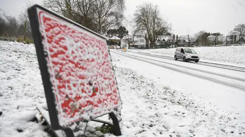 Imagen de archivo de una fuerte nevada en Londres Imagen de archivo de una fuerte nevada en Londres