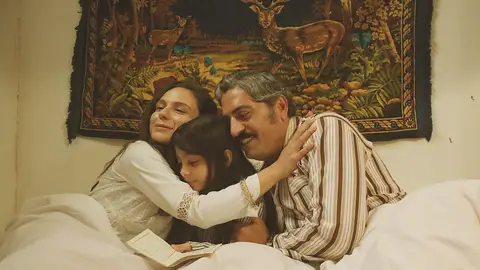 Saniye, Gaffur y Üzum en 'Tierra Amarga'. Saniye, Gaffur y Üzum en 'Tierra Amarga'.