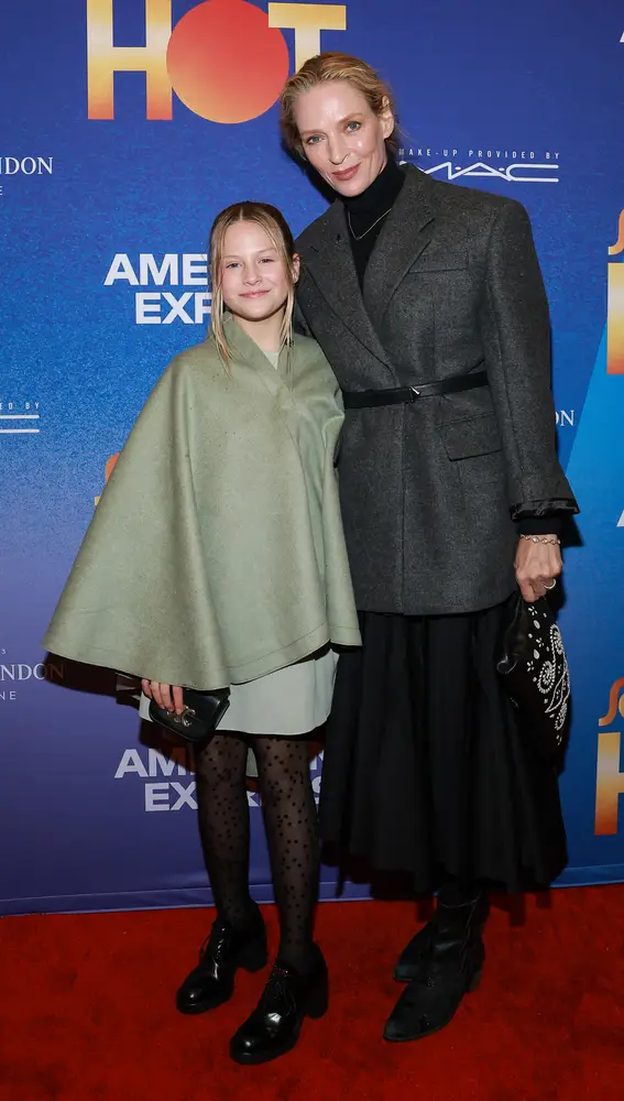 Uma Thurman con su hija pequeña, Luna, en Broadway