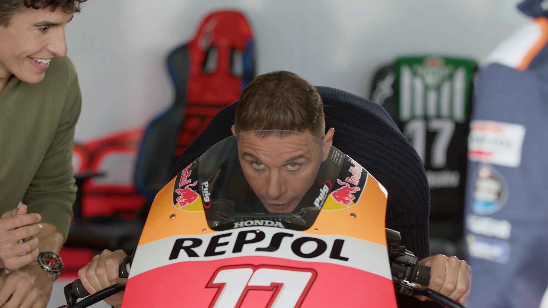 Marc Márquez, al ver a Joaquín sobre la moto: “Le veo envalentonado” Marc Márquez, al ver a Joaquín sobre la moto: “Le veo envalentonado”