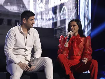Melendi y Sergio sorprenden versionando ‘Destino o casualidad’ en ‘La Voz’ Melendi y Sergio sorprenden versionando ‘Destino o casualidad’ en ‘La Voz’