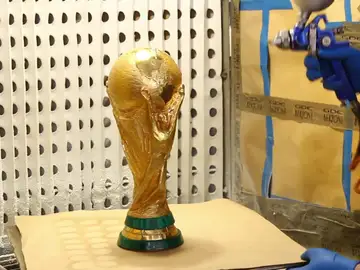 La réplica de la Copa del Mundo de Fútbol La réplica de la Copa del Mundo de Fútbol
