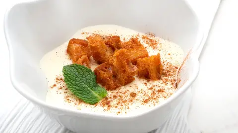 Un postre típico en Andalucía: gachas dulces Un postre típico en Andalucía: gachas dulces