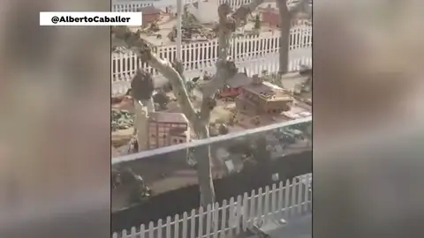 Un hombre se lía a martillazos y destroza el belén de Calahorra, La Rioja Un hombre se lía a martillazos y destroza el belén de Calahorra, La Rioja