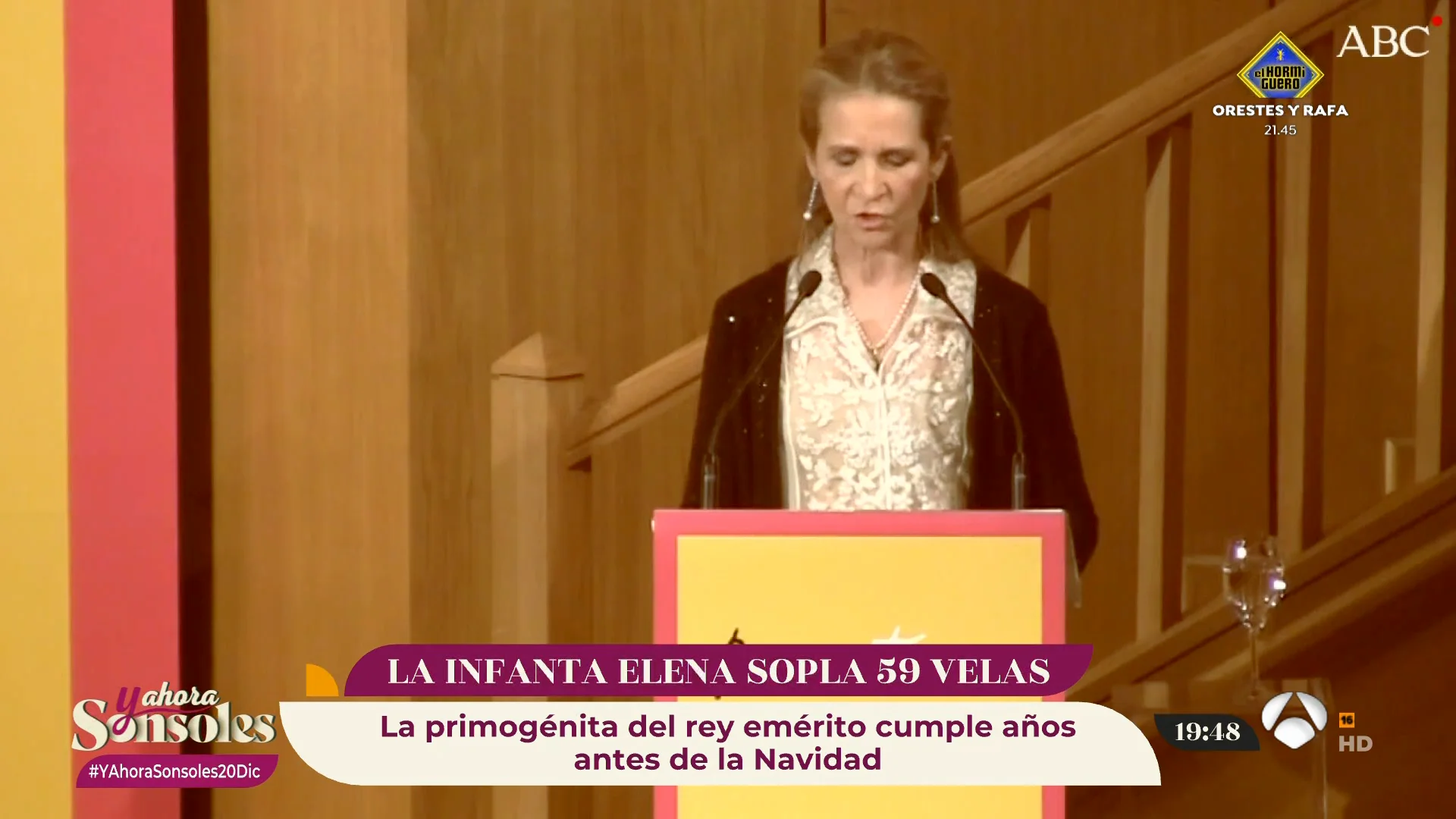 La infanta Elena celebra su 59 cumplea&ntilde;os rodeada de su familia, pero alejada del rey Juan Carlos I