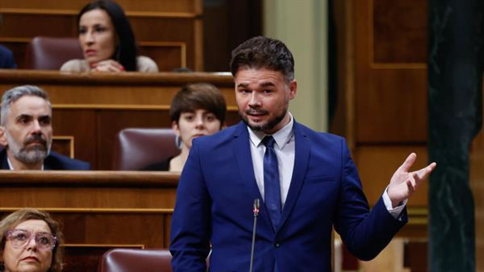 Rufián ofrece el apoyo de ERC al Gobierno para renovar el Constitucional: 