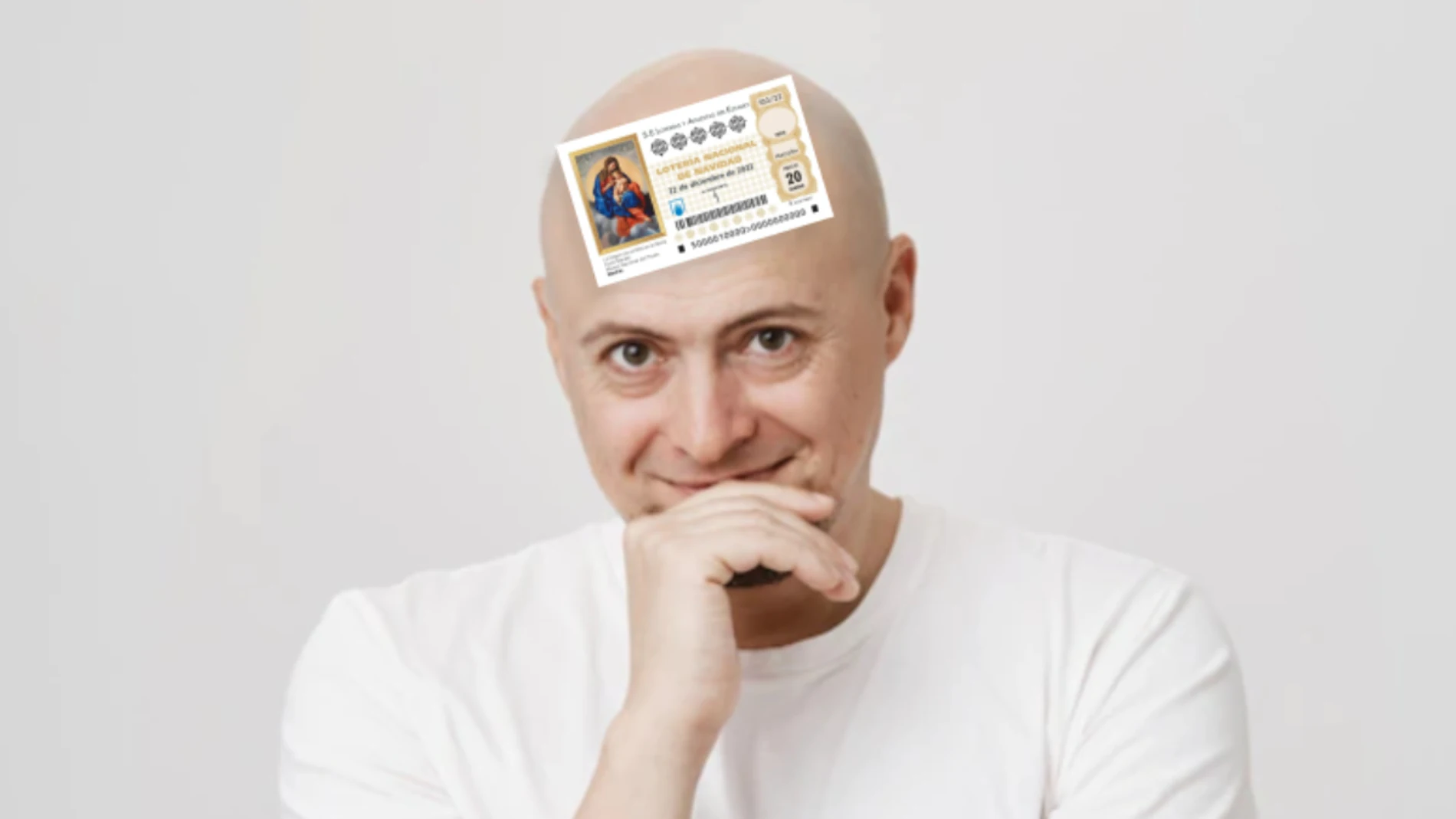 Pasa el décimo de la Lotería de Navidad 2024 por la cabeza de un calvo es uno de los rituales para atraer la suerte Pasa el décimo de la Lotería de Navidad 2024 por la cabeza de un calvo es uno de los rituales para atraer la suerte