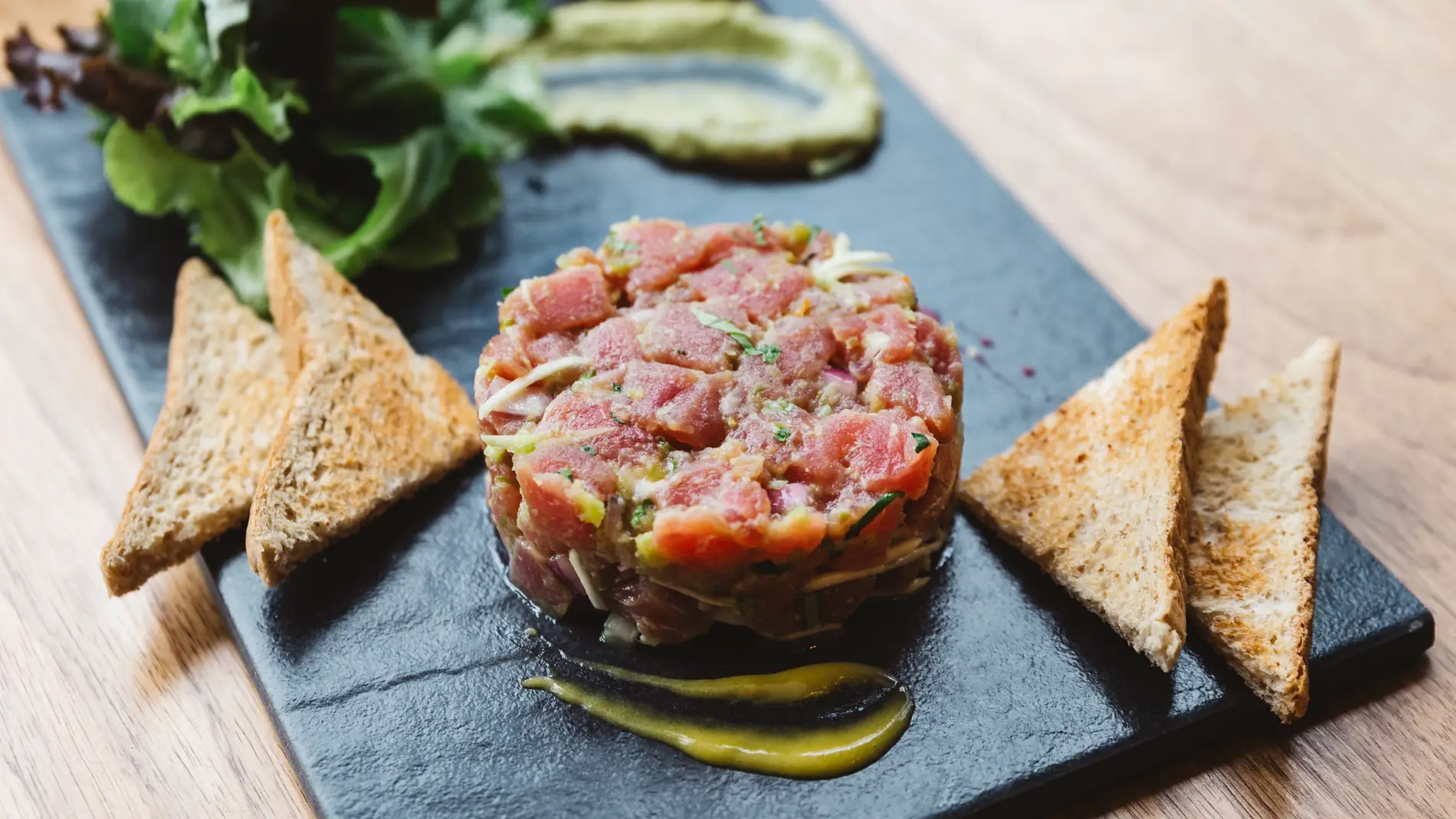 Tartar de atún