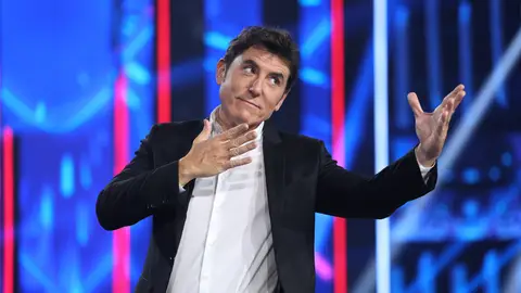 Manel Fuentes promete "una gala que va a sorprender" como regalo de Reyes: "Con un elenco de ensueño" Manel Fuentes promete "una gala que va a sorprender" como regalo de Reyes: "Con un elenco de ensueño"