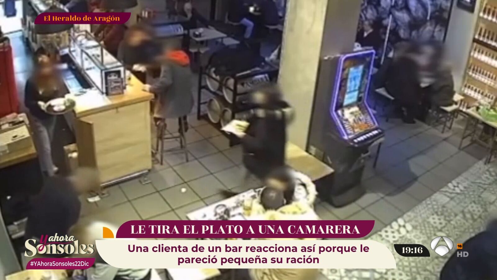 Agreden a una camarera por el tamaño de la ración: la culpable está identificada, pero no detenida