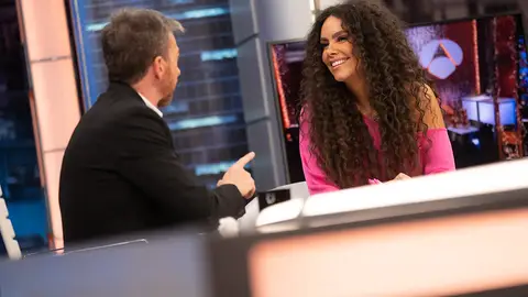 Así se prepara Cristina Pedroche el día de las campanadas: "Desayuno en la Puerta del Sol" Así se prepara Cristina Pedroche el día de las campanadas: "Desayuno en la Puerta del Sol"