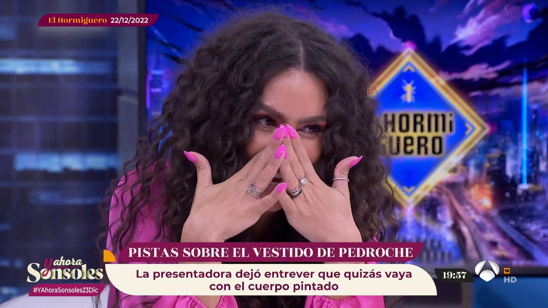 Cristina Pedroche desvela cómo será su vestido de Nochevieja: “Una disciplina que aún no he tocado" Cristina Pedroche desvela cómo será su vestido de Nochevieja: “Una disciplina que aún no he tocado"
