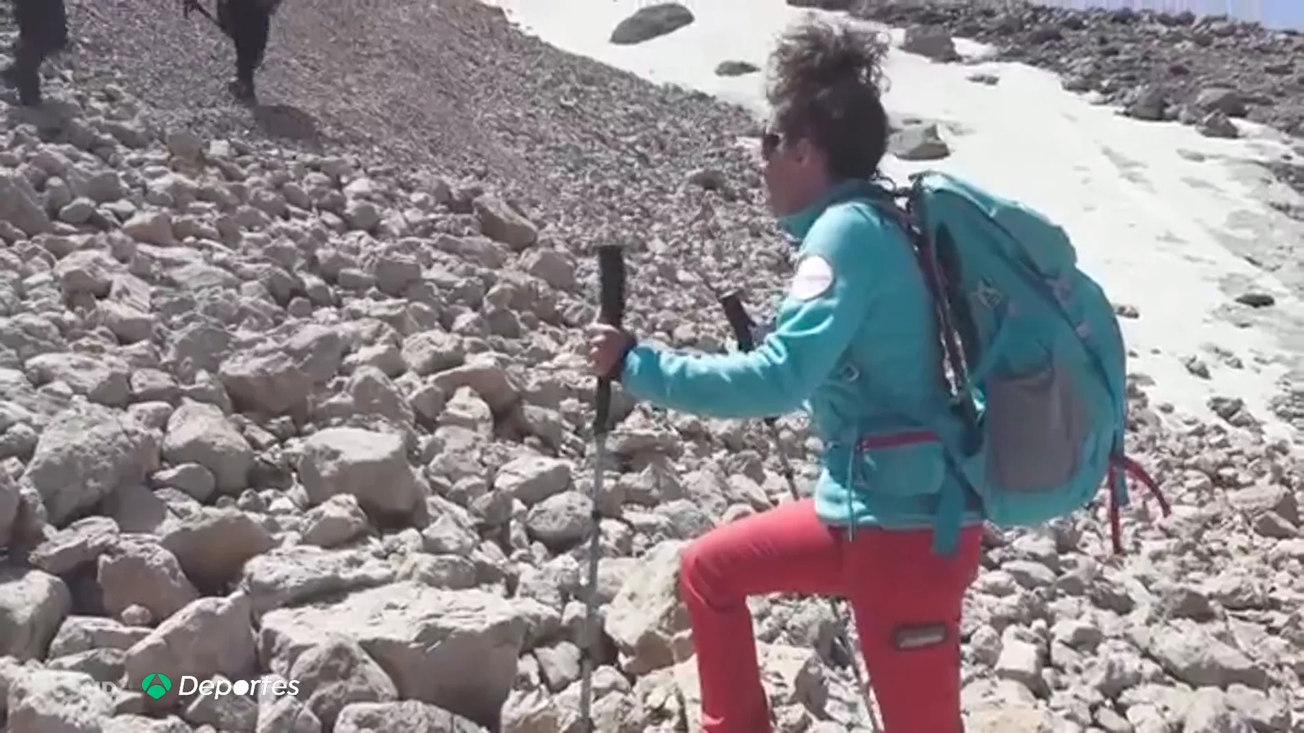 La frustrante historia de Raquel García al subir el Volcán Damavand: "A pocos metros nos dicen que no"